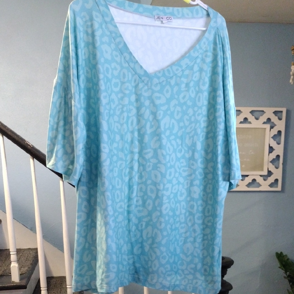 Jen & Co Blue Leopard Print Top